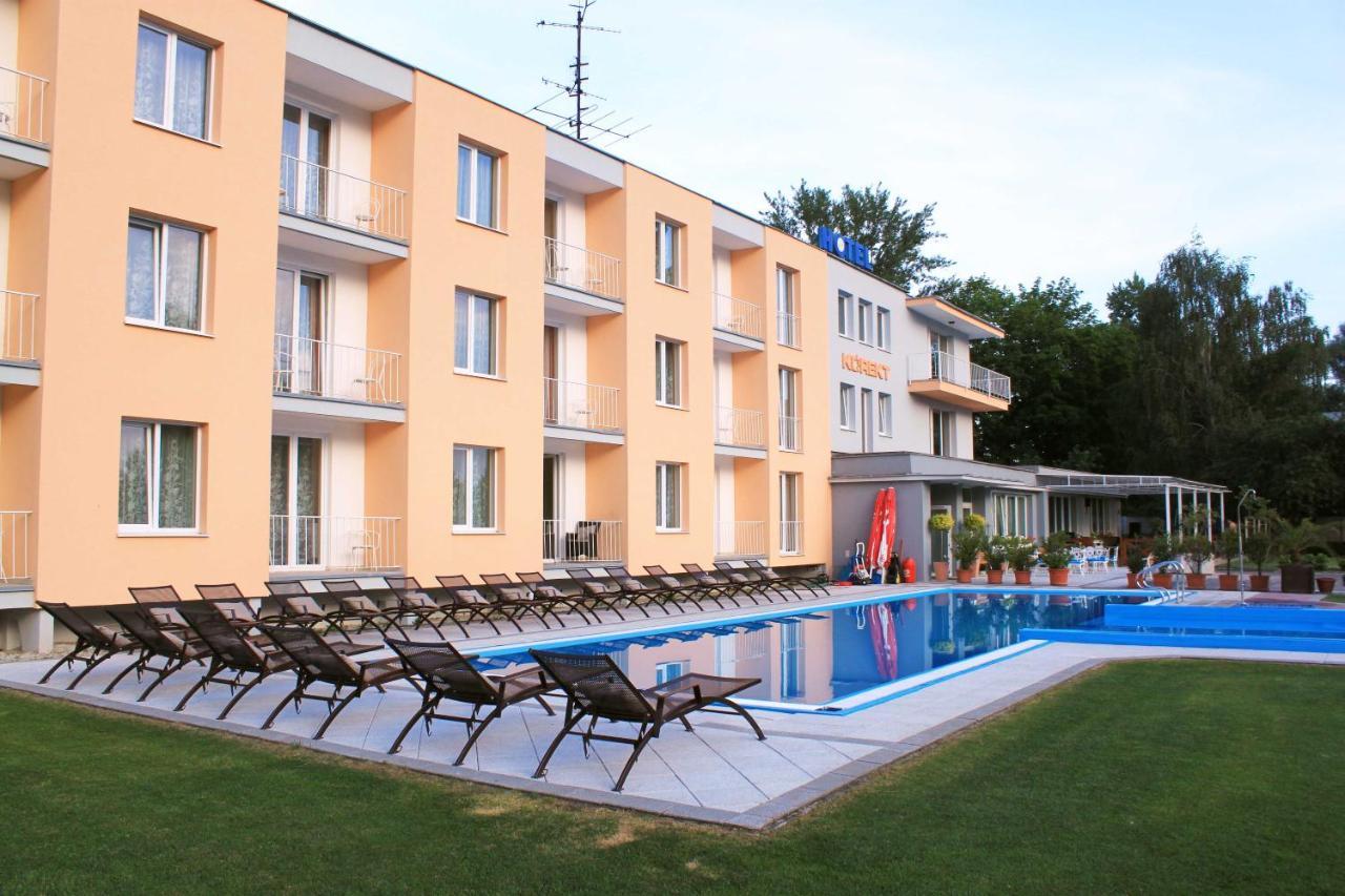 Hotel Korekt Piest'any Exterior photo